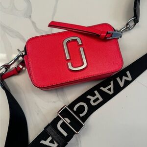 Marc Jacobs Snapshot
